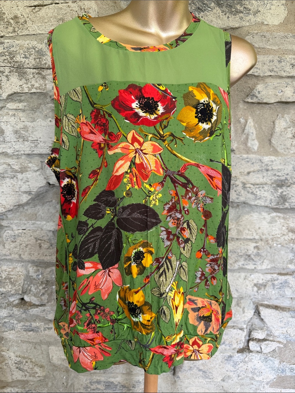 Floral Sleeveless Top